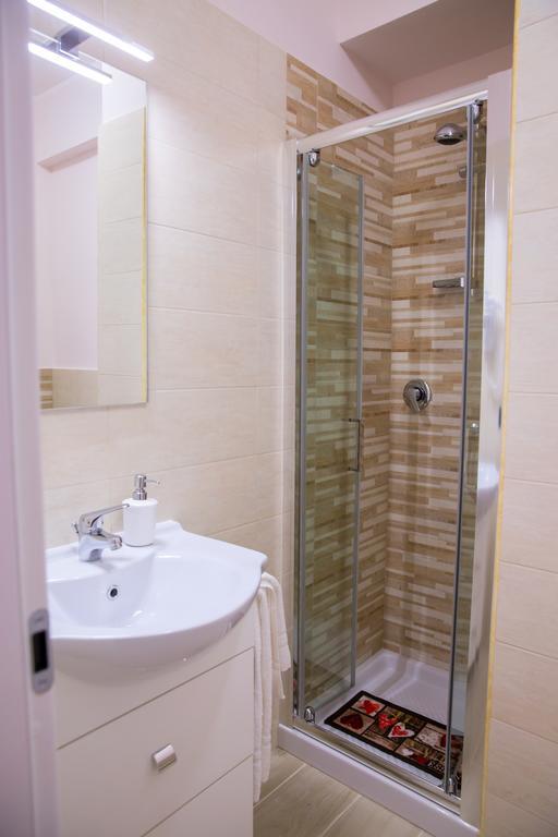 Gleda Rooms In The Square Pompei Zimmer foto